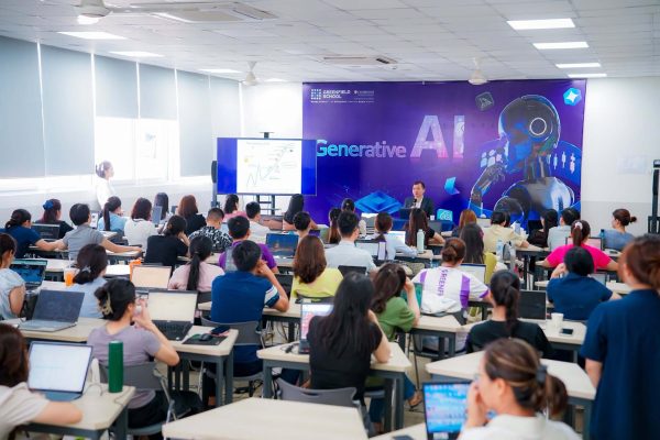 Chuyên gia Bùi Quang Hiếu hướng dẫn đào tạo AI tại Greenfield